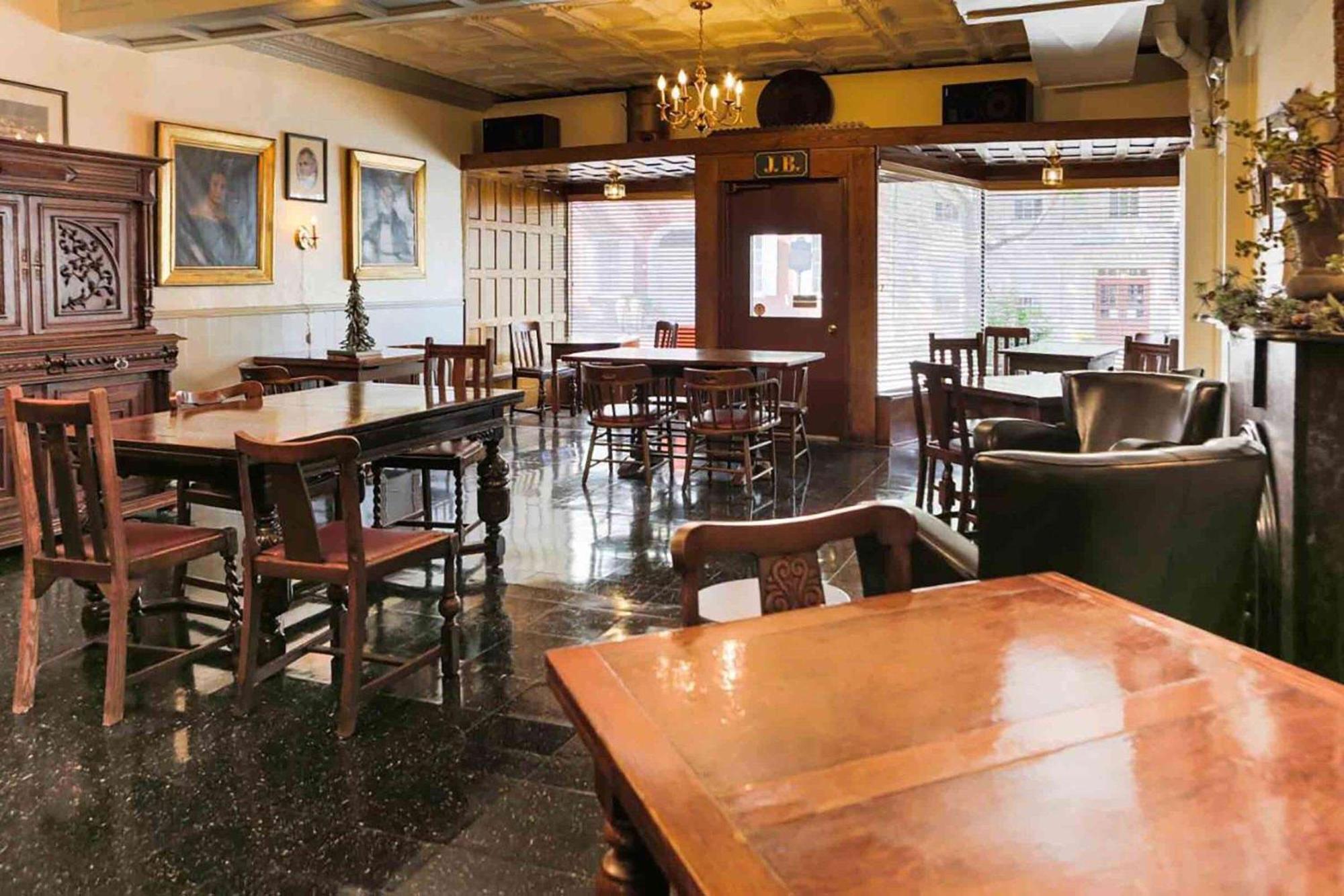Buchanan Hotel, Trademark Collection By Wyndham 3* Mercersburg